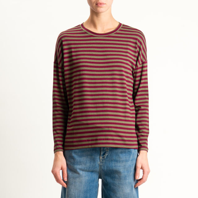 Zeroassoluto- T-shirt a righe scatola in jersey - militare/vino