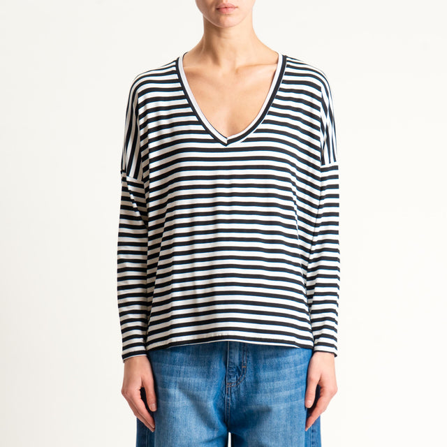 Zeroassoluto-T-shirt a righe scollo a v in jersey - latte/nero
