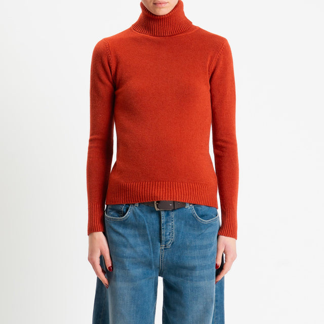 Zeroassoluto-Maglia collo alto doppio filo bordi a coste - ruggine