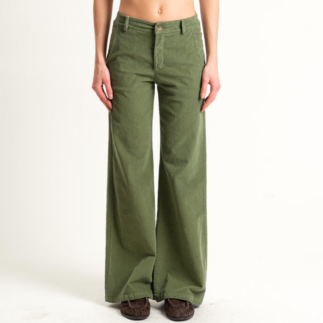 Zeroassoluto-Pantalone LILLY velluto millerighe - oliva