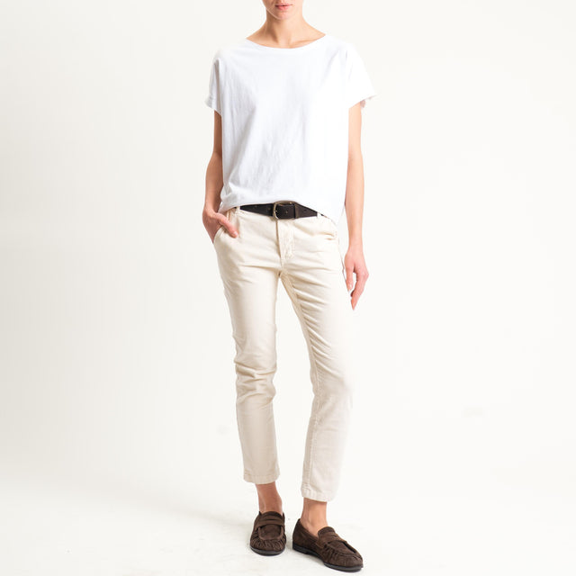 Zeroassoluto-Pantalone LOIS chino velluto millerighe - burro