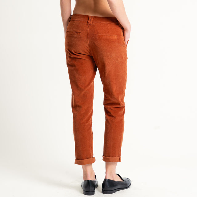 Zeroassoluto-Pantalone LOIS chino velluto millerighe - rust