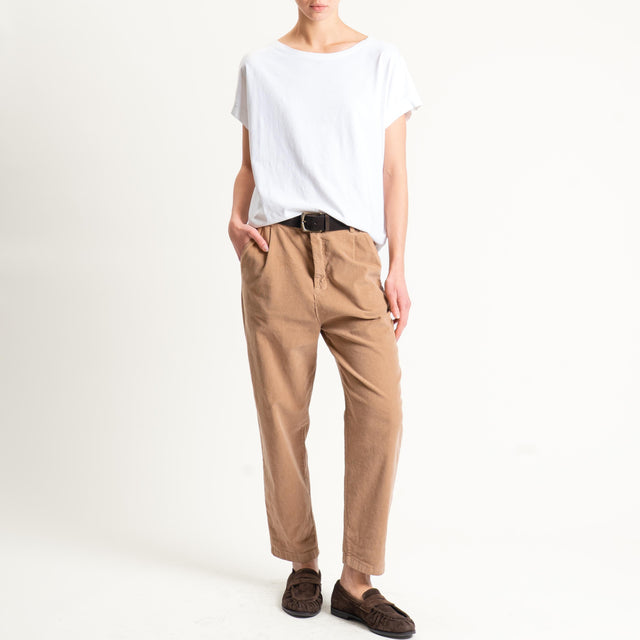 Zeroassoluto-Pantalone LOLA velluto boyfriend - camel
