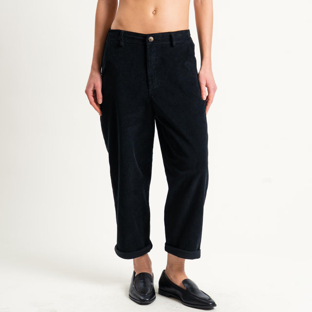 Zeroassoluto-Pantalone LORY velluto millerighe tessuto elasticizzato - nero