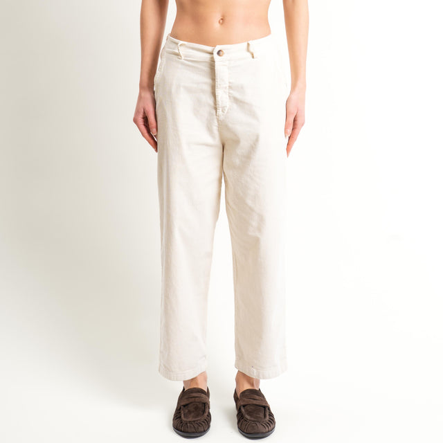 Zeroassoluto-Pantalone LORY velluto millerighe tessuto elasticizzato - burro