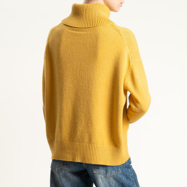 Zeroassoluto-Maglia collo alto - ocra