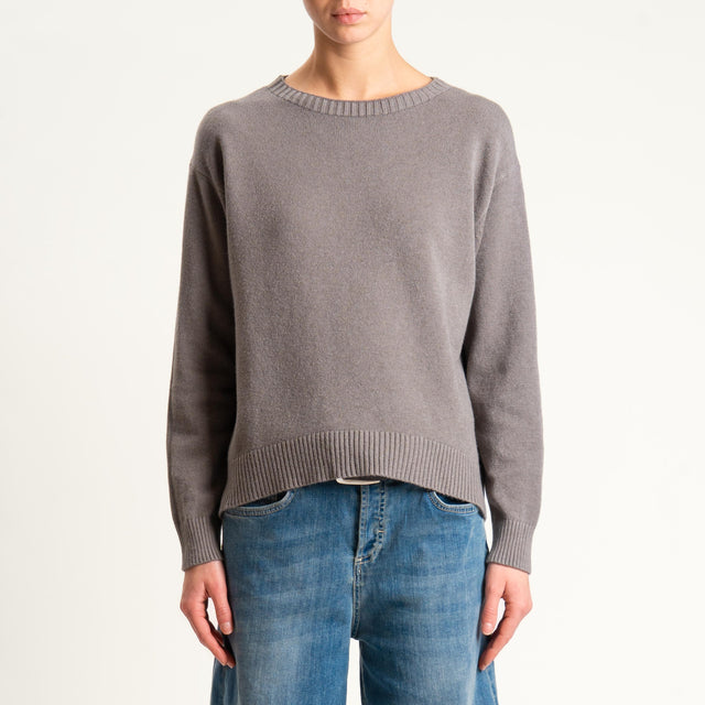 Zeroassoluto-Maglia girocollo spacco dietro - taupe