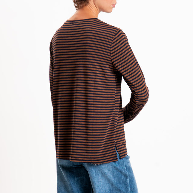Zeroassoluto-T-shirt girocollo righe in jersey - tabacco/blu