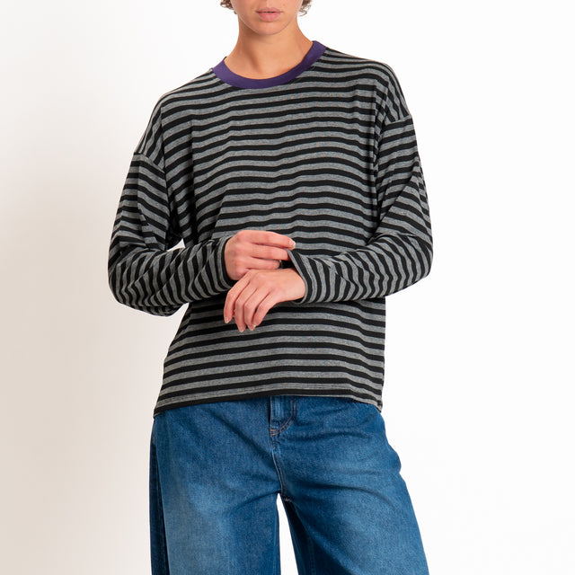 Zeroassoluto-T-shirt girocollo riga fina - viola/nero/grigio