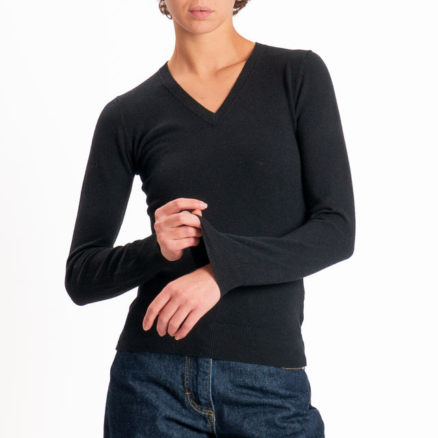 Zeroassoluto-Maglia scollo v bordi a coste - Nero