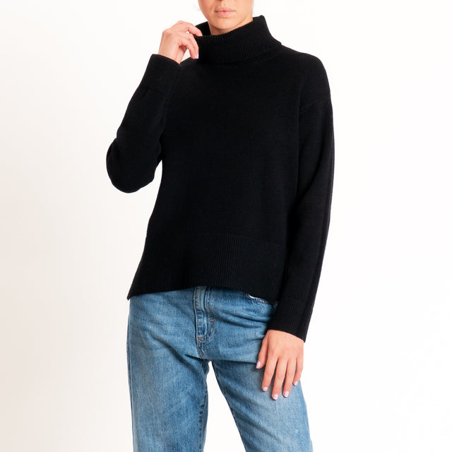 Zeroassoluto-Maglia scatola collo ad anello cannolè - Nero