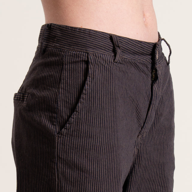 Zeroassoluto-Pantalone BARRY cotone elasticizzato - righe moro/nero