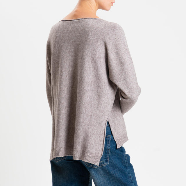 Zeroassoluto-Maglia soft hand scollo barca spacchi laterali - taupe