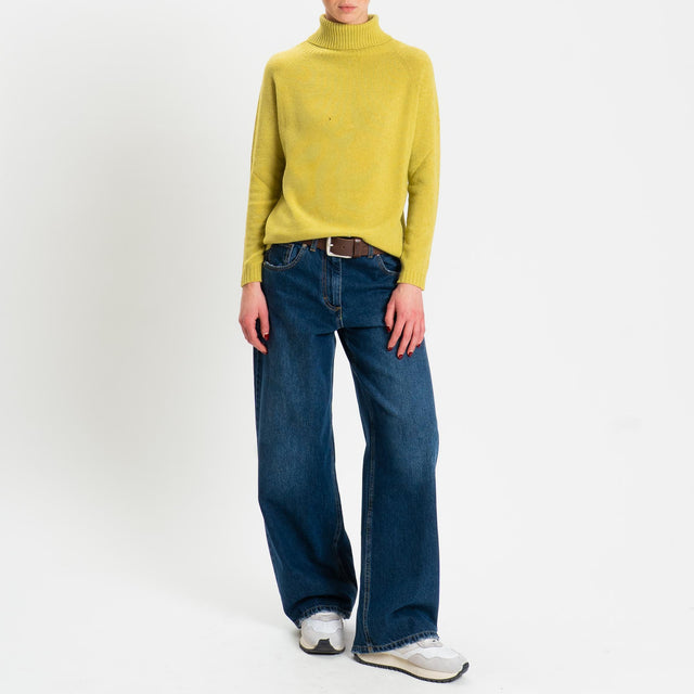 Zeroassoluto-Maglia soft hand collo alto bordi a coste - lime