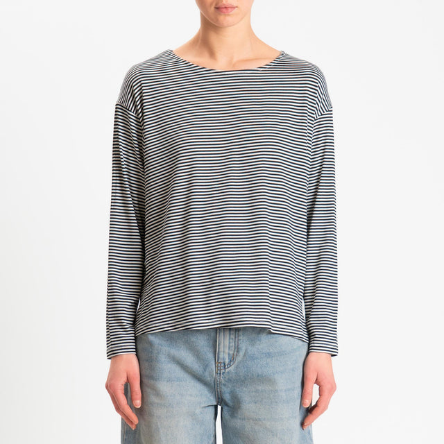 Zeroassoluto-T-shirt CLAUDE righe in jersey di vicosa elasticizzato - nero/latte