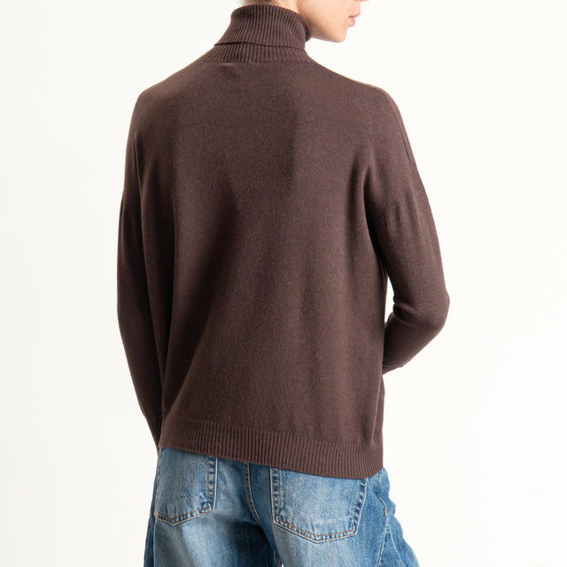 Zeroassoluto-Maglia collo alto bordi a costine - moro