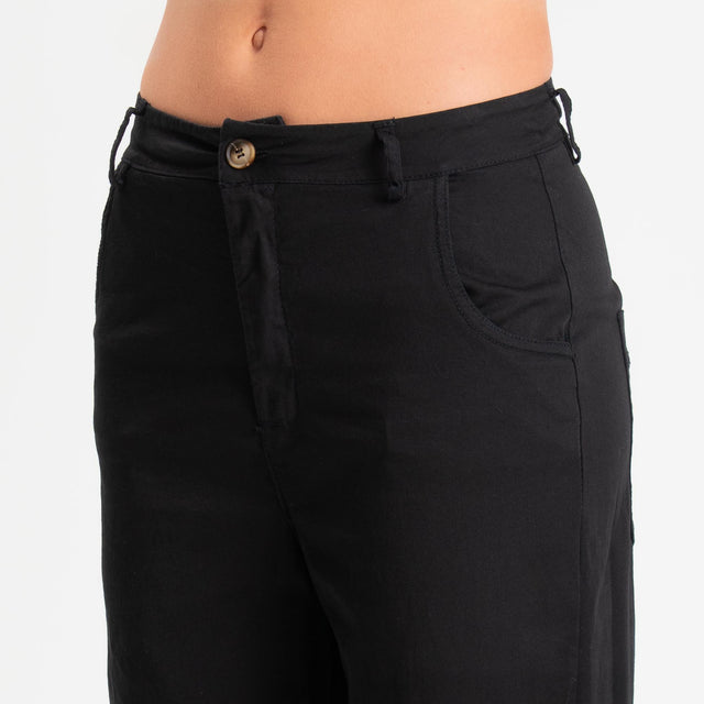 Zeroassoluto-Pantalone LIZ barrel cotone elasticizzato - nero
