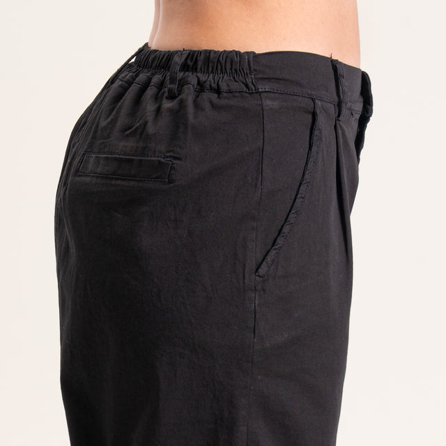 Zeroassoluto-Bermuda LORA cotone elastico dietro - nero