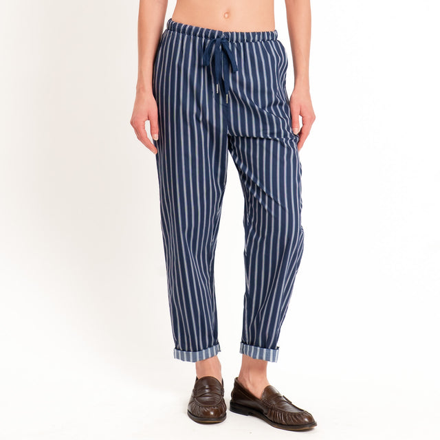 Zeroassoluto-Pantalone BAYA con elastico fantasia - righe blu/bianco