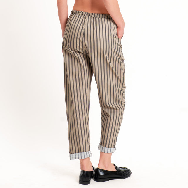 Zeroassoluto-Pantalone BAYA con elastico fantasia - righe coloniale/nero