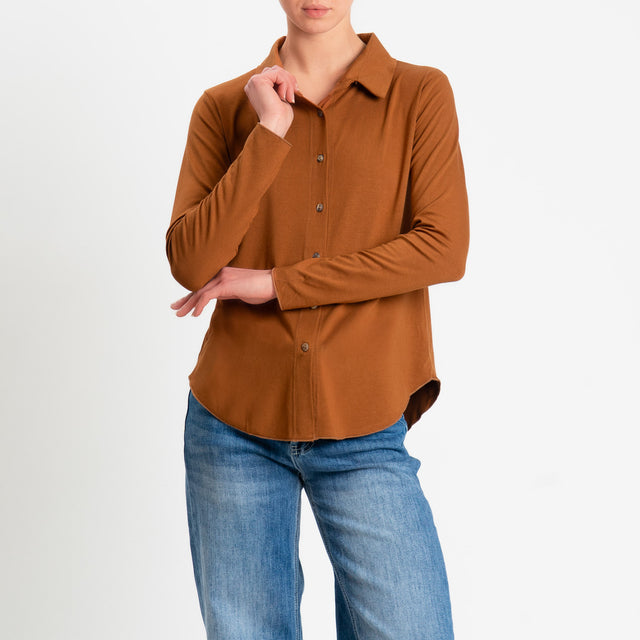 Zeroassoluto-Camicia CARLY in jersey di viscosa elasticizzata - cuoio