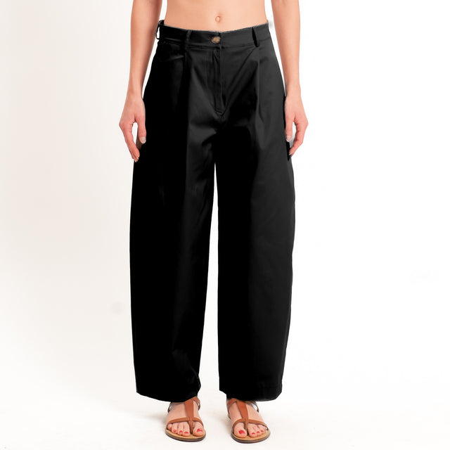 Zeroassoluto-Pantalone GENNY in cotone elasticizzato - nero