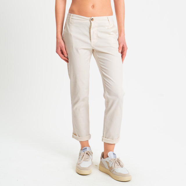 Zeroassoluto- Pantalone LOIS chino cotone elastici - burro
