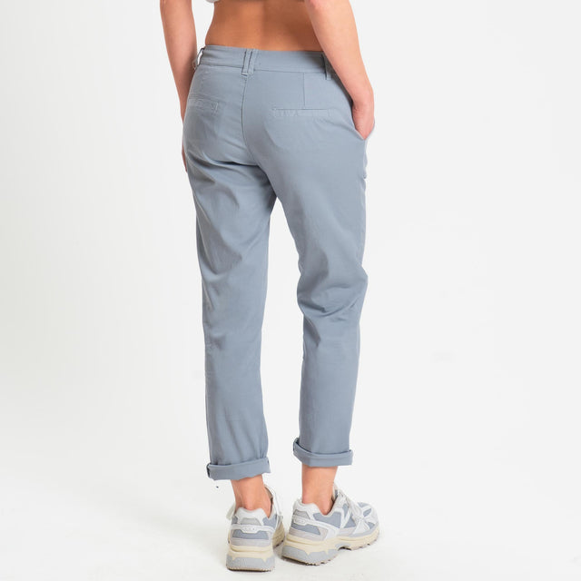 Zeroassoluto- Pantalone LOIS chino cotone elastici - polvere