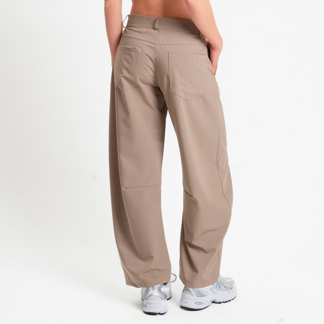 Zeroassoluto-Pantalone LUCE barrel fit in poliviscosa - coloniale