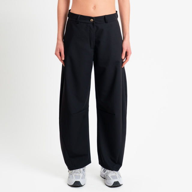 Zeroassoluto-Pantalone LUCE barrel fit in poliviscosa - nero