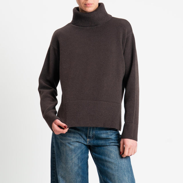 Zeroassoluto-Maglia scatola collo ad anello fondo cannolé - cioccolato