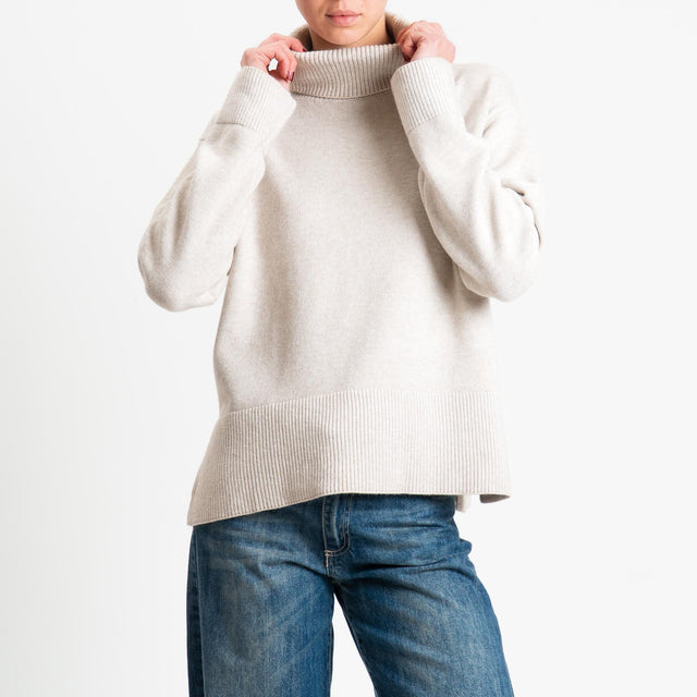 Zeroassoluto-Maglia scatola collo ad anello cannfondo cannolé olé - cacha