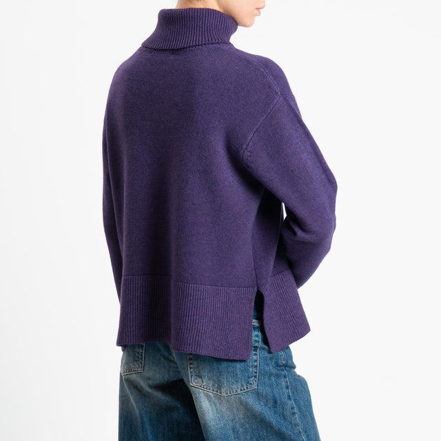 Zeroassoluto-Maglia scatola collo ad anello fondo cannolé - uva