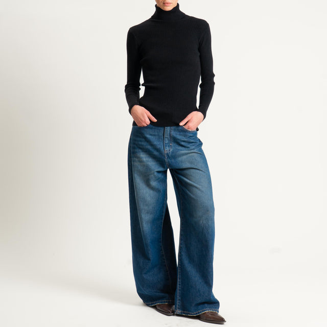 Zeroassoluto-Maglia collo alto a costine - nero