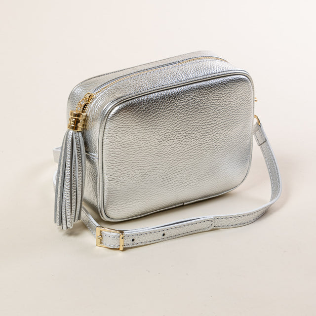 W by whitemood- Borsa con nappina - argento