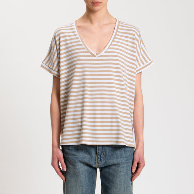 Zeroassoluto-T-shirt righe scollo a v in jersey - beige/latte