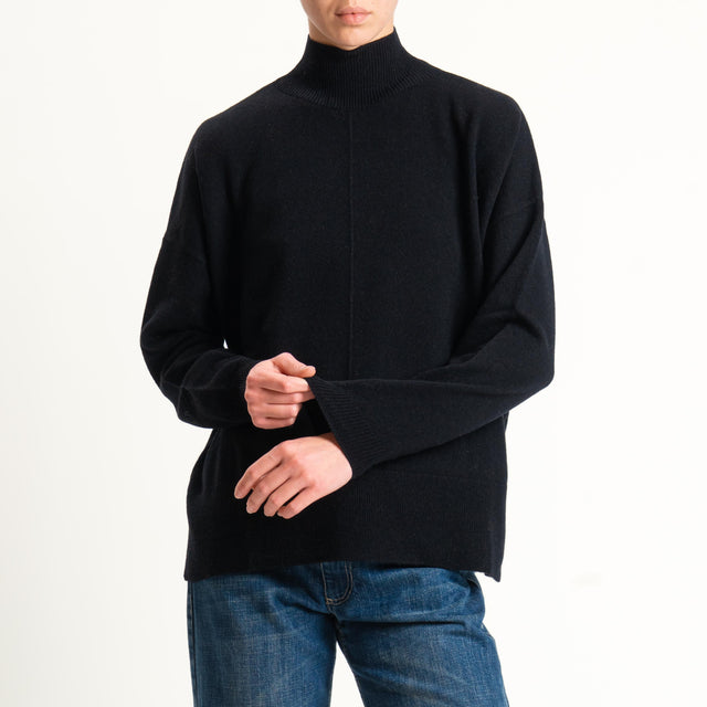 Motel-Maglia 100% LANA spacchi laterali - nero