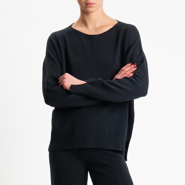 Tensione in-Completo maglia scollo barca + pantalone - nero