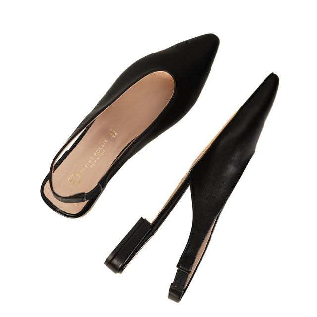 Divine Follie - Sandalias con punta en punta - Negro