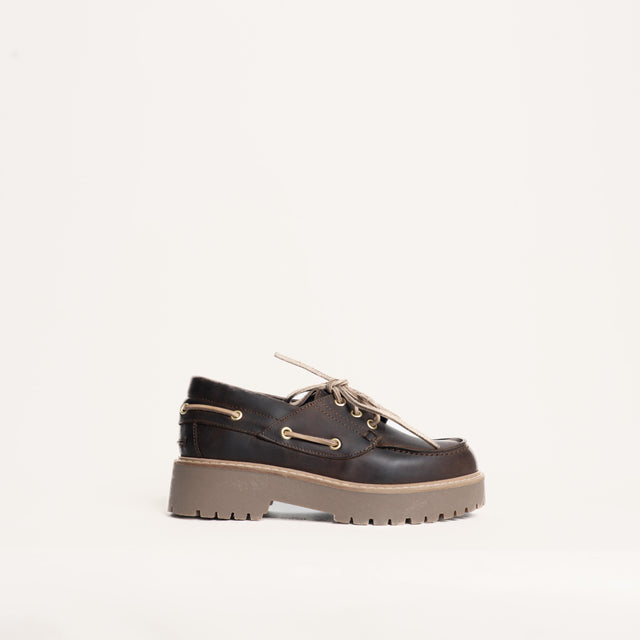 Ovye'-Stringata in pelle - moro