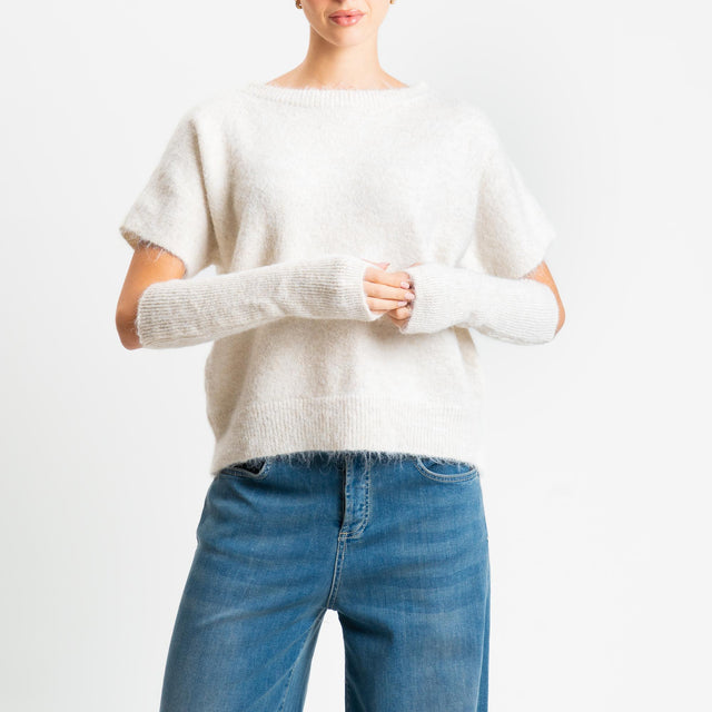 Tensione in-Maglia mohair mezza manica con manicotti - burro