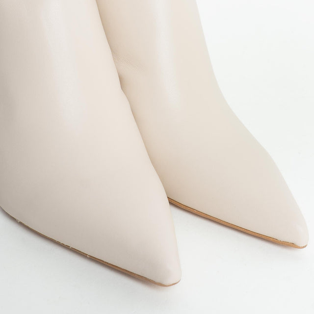 Ovyè- Tronchetto in pelle - off white