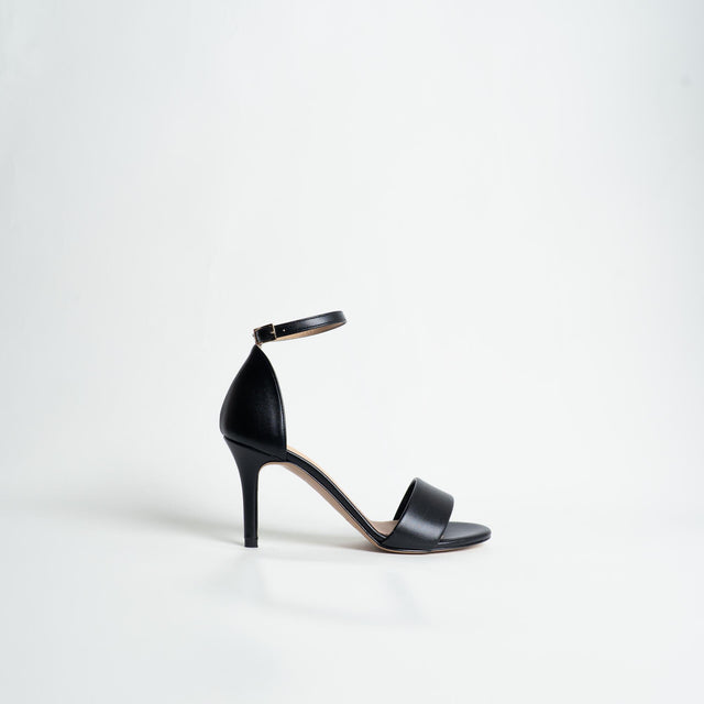 Ovyè- Sandalo con tacco in pelle - Nero