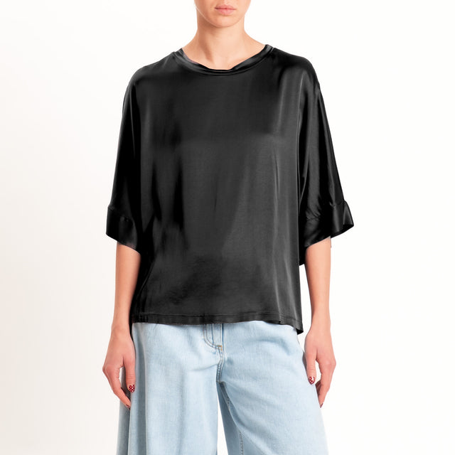 Motel-Blusa in satin manica scesa - nero