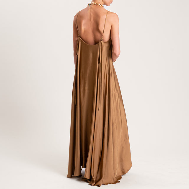 Vicolo-Abito in satin con bretelle - tabacco