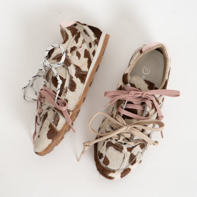 Divine follie-Sneakers in cavallino cow print - beige/moro