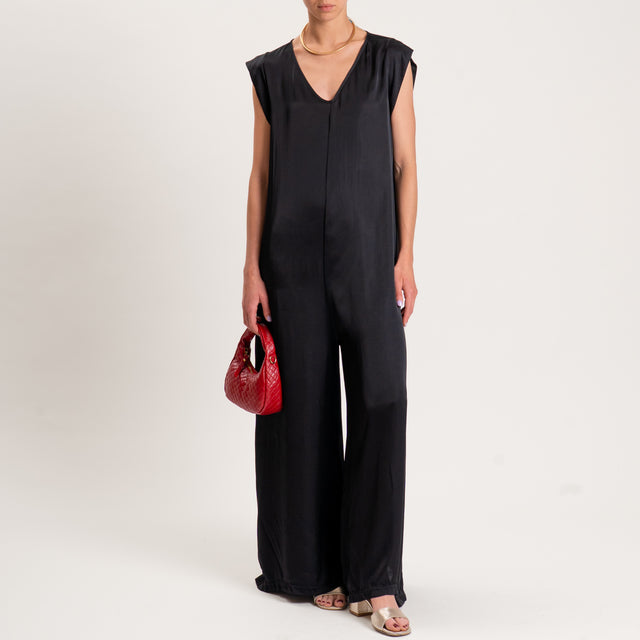 Motel-Tuta scollo v in satin con tasche laterali - nero