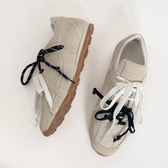 Divine Follie-Sneaker scamosciata - ghiaccio