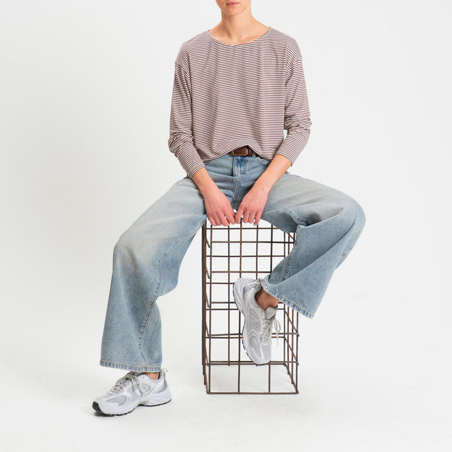 Zeroassoluto-T-shirt CLAUDE righe in jersey di vicosa elasticizzato - tabacco/latte