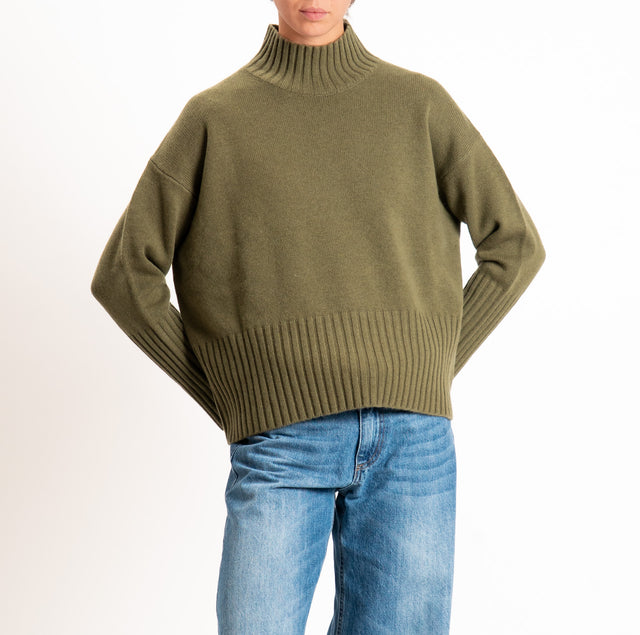 Tensione in-Maglia collo cratere 100% LANA SOFT - militare